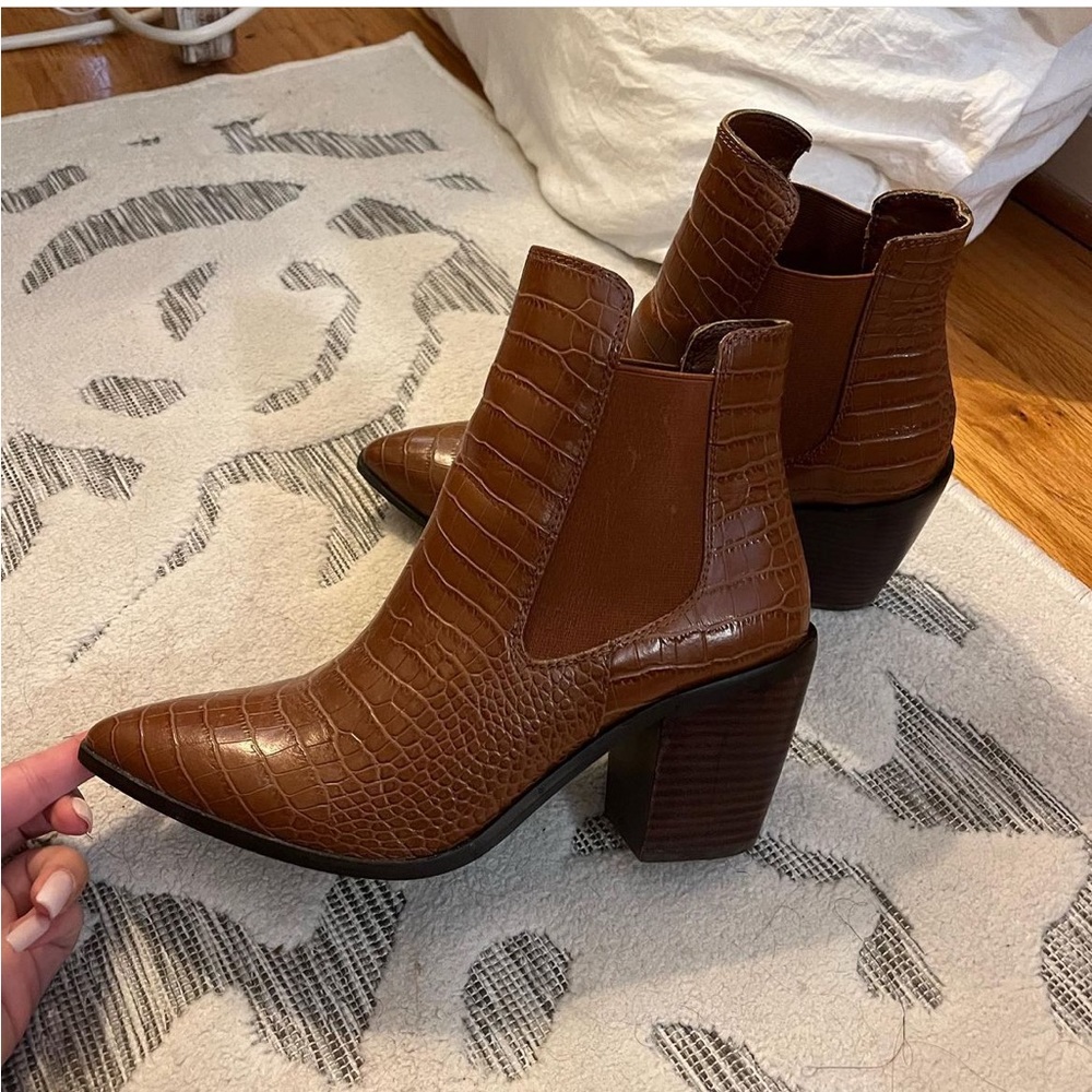 Chinese Laundry Snakeskin Boots size 9